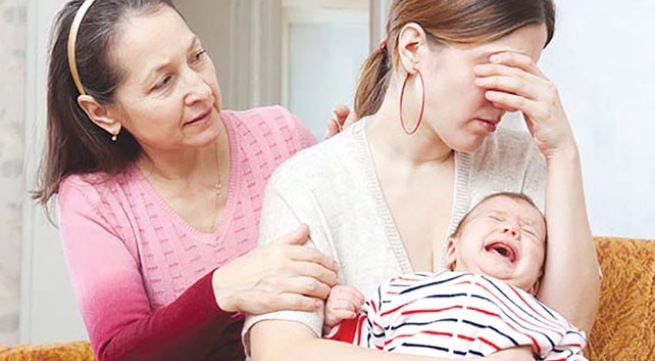Khắc phục chứng trầm cảm sau khi sinh